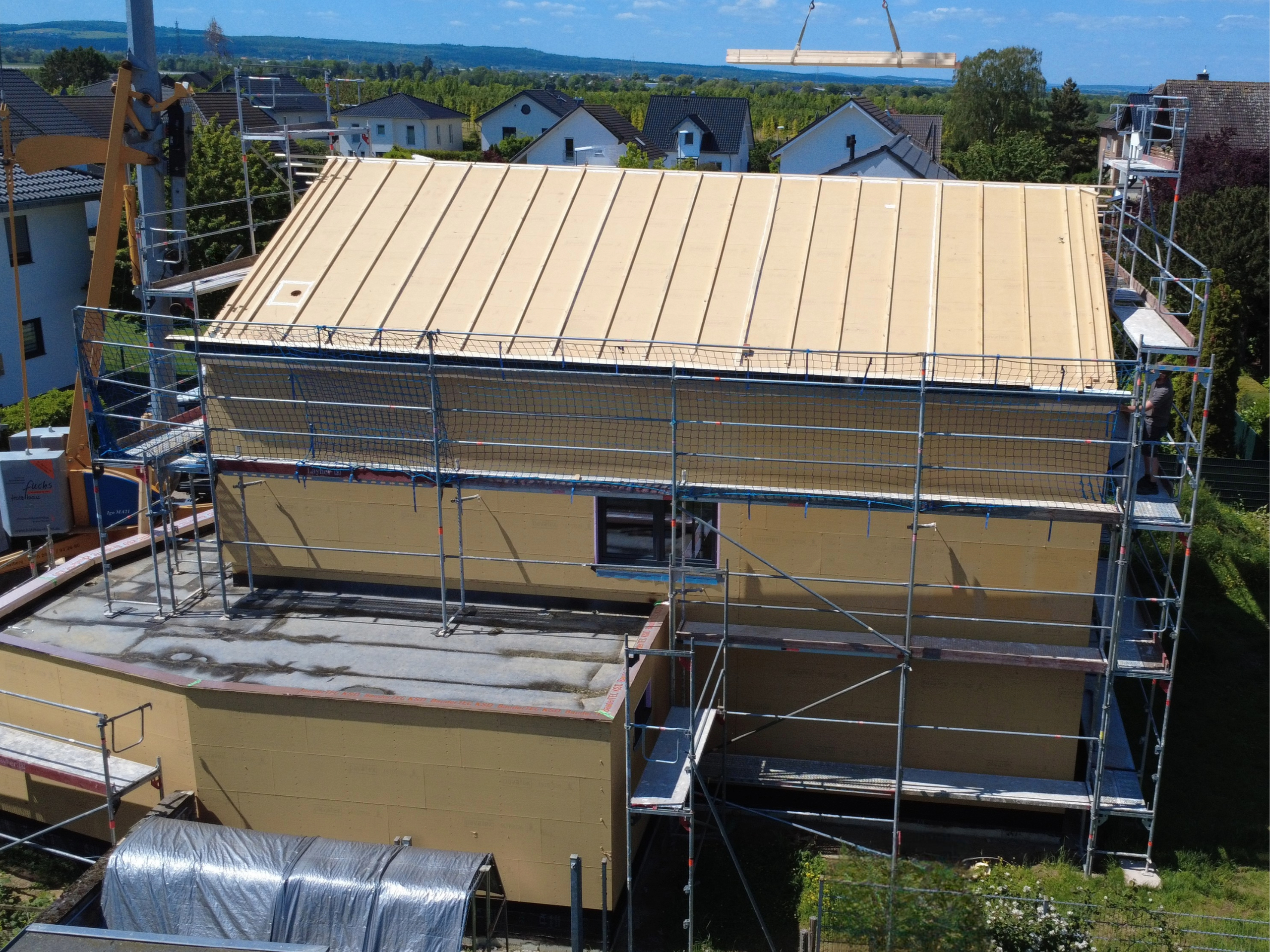 EFH in Rheinbach, seitliche Gartenansicht